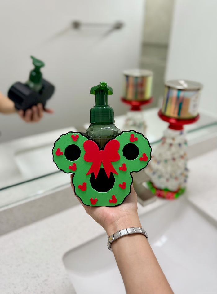 Christmas Mouse Wreath Bath & Body Works Soap Holder