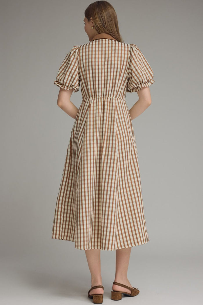 Caramel Gingham Midi Dress 🤎