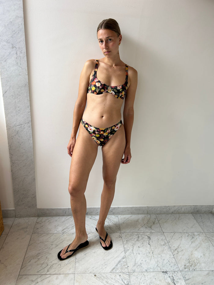 Carmen Floral Bikini Top FRUITY BOOTY