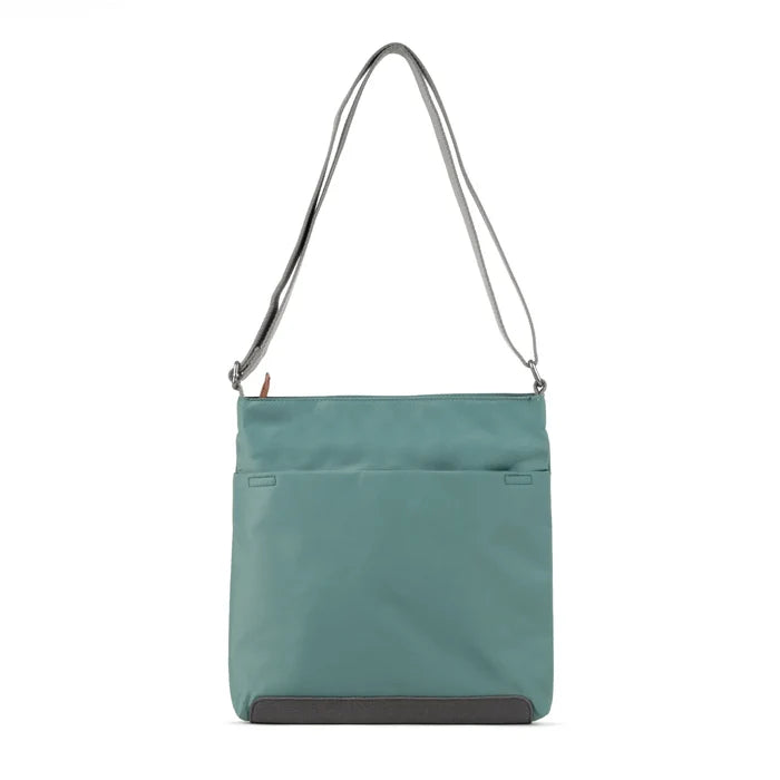 Kennington B Sage Medium Purse