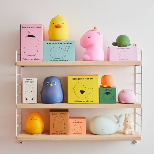 Le Petit Souk - Night Light - Lucien The Penguin - Lifestyle Cut 1