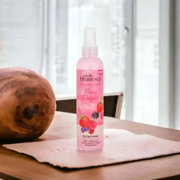 Oh So Heavenly Home Sweet Home Room Spray Berry Delight 200ml with fruity floral berry and vanilla scent