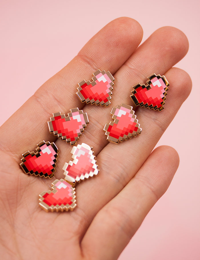 PIXEL HEART PINS