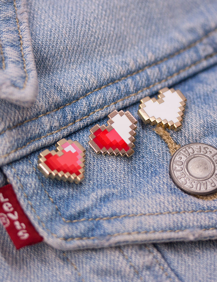 PIXEL HEART PINS