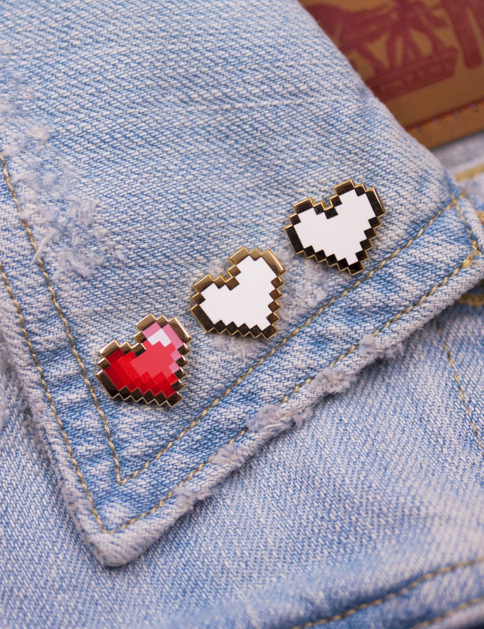 PIXEL HEART PINS