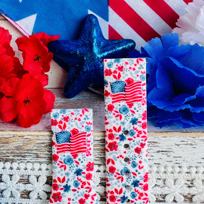 Red, White, & Bloom Print Silicone Band For Samsung Watch