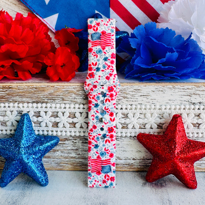 Red, White, & Bloom Print Silicone Band For Samsung Watch