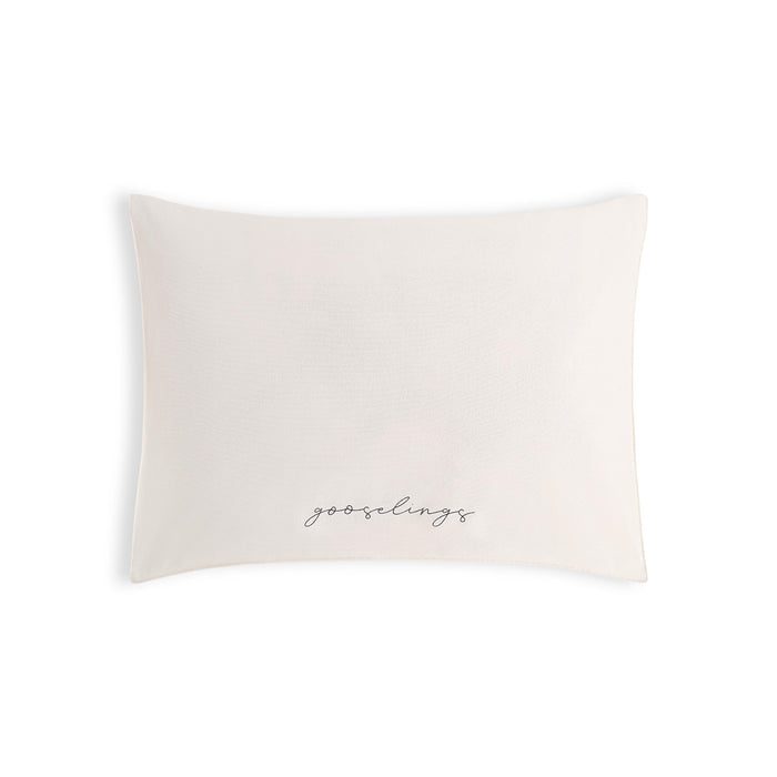 standard pillow packaging
