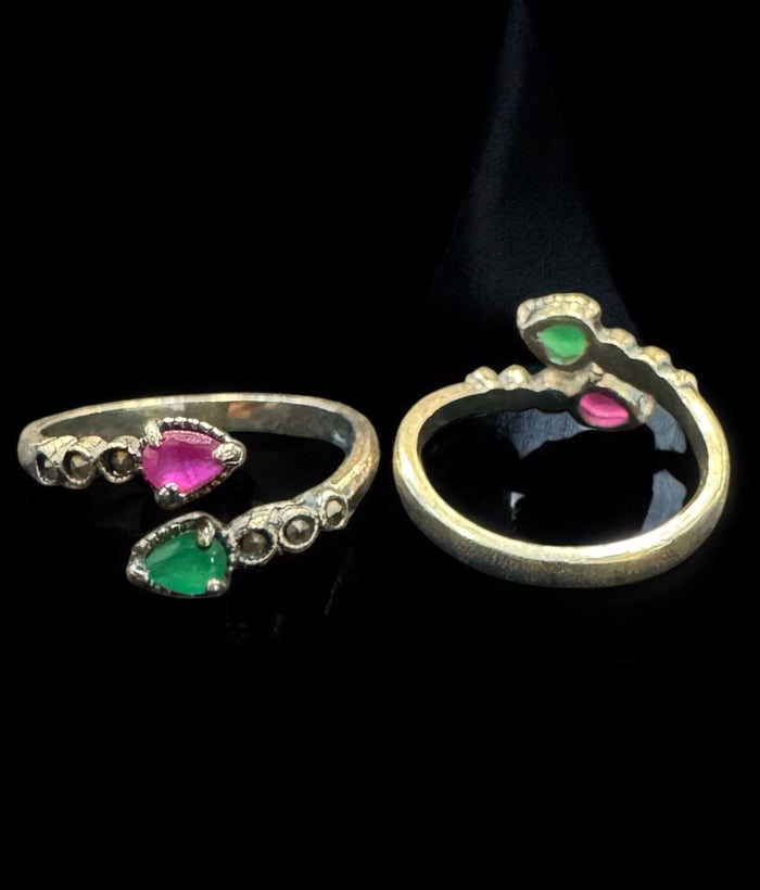The Neha Silver Marcasite Front Open Toe-Rings
