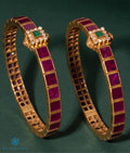 The Sampada Silver Kemp Bracelet (Red/Green/Size 2.2/2.4/2.6/2.8)