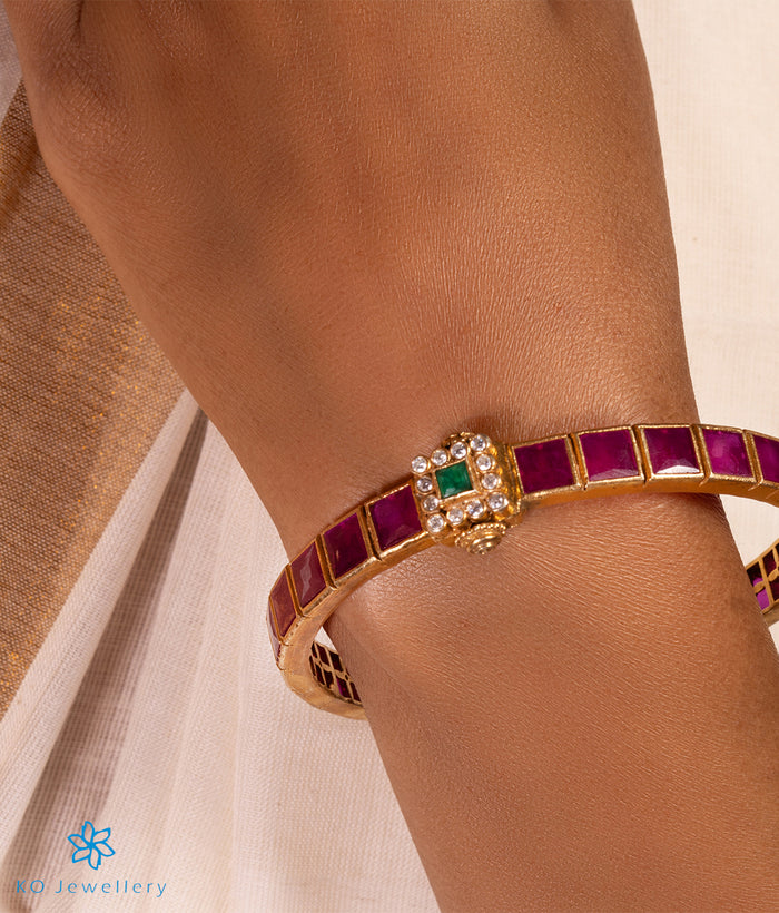 The Sampada Silver Kemp Bracelet (Red/Green/Size 2.2/2.4/2.6/2.8)
