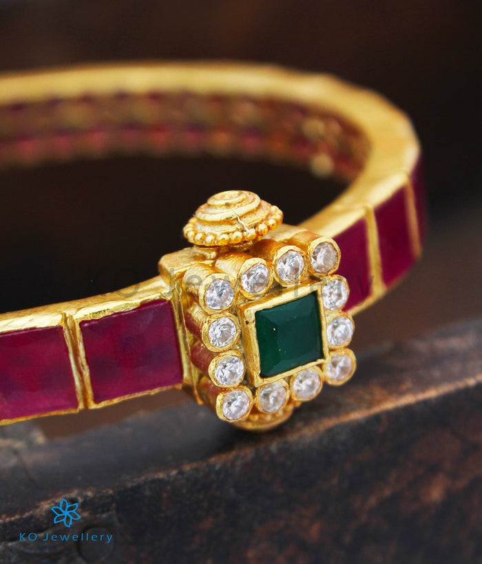 The Sampada Silver Kemp Bracelet (Red/Green/Size 2.2/2.4/2.6/2.8)