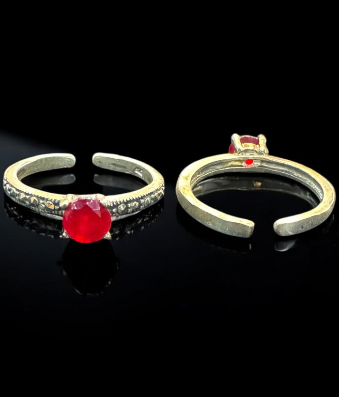 The Scarlet Silver Marcasite Toe-Rings