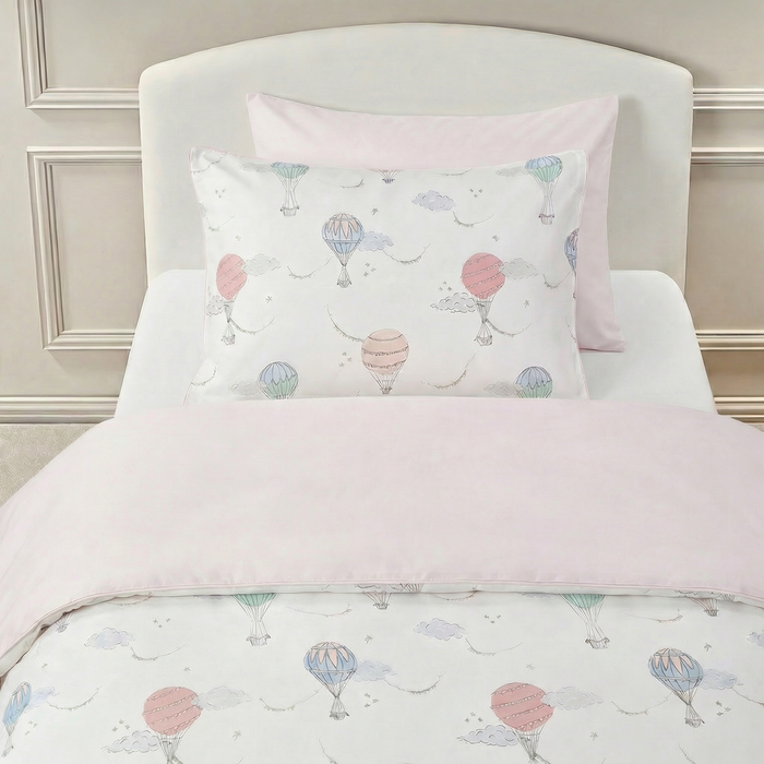 Twin duvet sheet set in the "Touch The Sky" print in the color pink, the set includes a duvet cover and a standard pillowcase